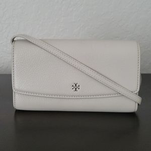 Tory Burch Robinson Convertible Crossbody Wallet